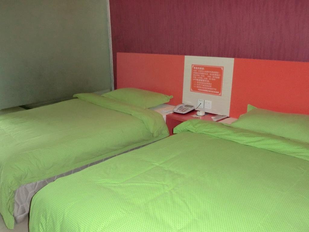 Ичан: Xinshidai Business Hotel