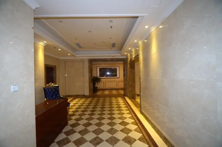 Баодин: Yaodu International Hotel