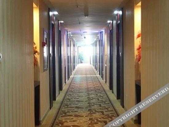 Шэньян: Shihua Hotel