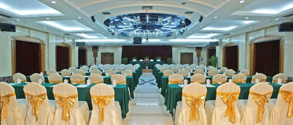 Лишуй: Longquan Sunny Hotel