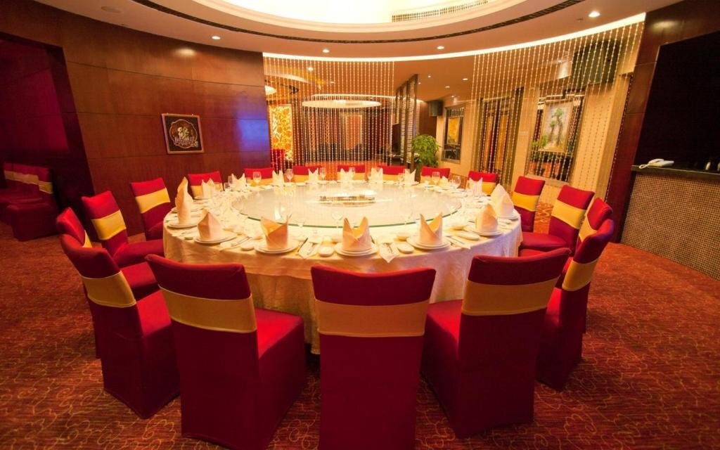 Бэйхай: Red Forest Hotel Hepu