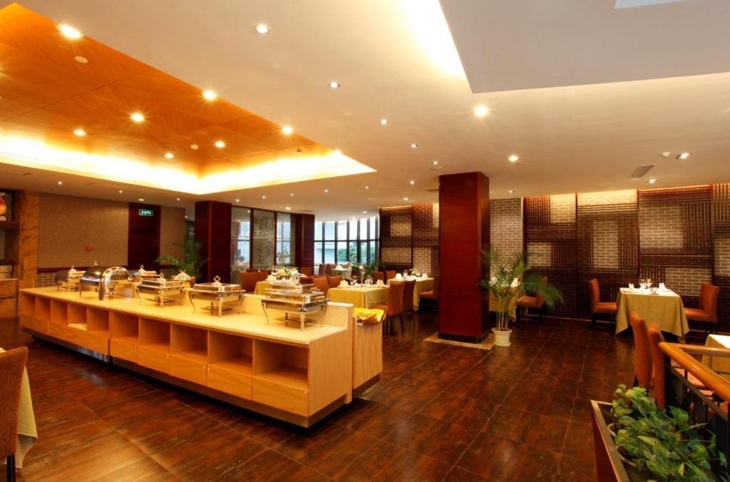 Бэйхай: Red Forest Hotel Hepu