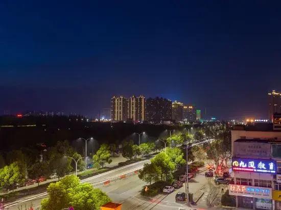 Джин-Чжоу: Weidong Garden Hotel