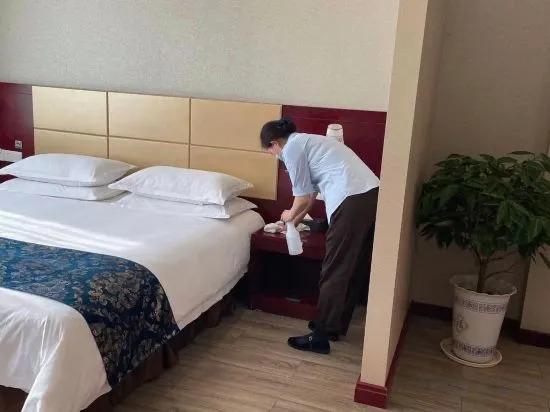 Джин-Чжоу: Weidong Garden Hotel