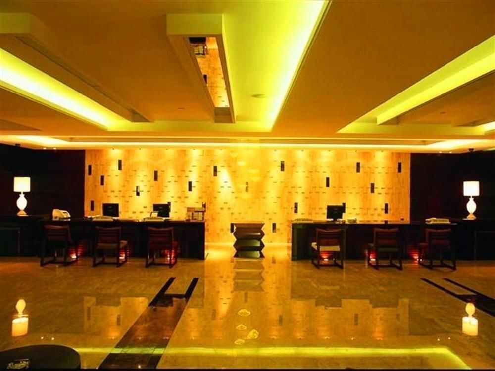 Дунгуань: Berlin Holiday Hotel
