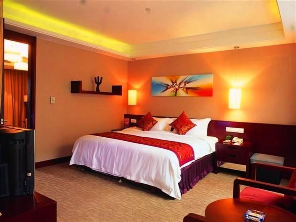 Дунгуань: Berlin Holiday Hotel