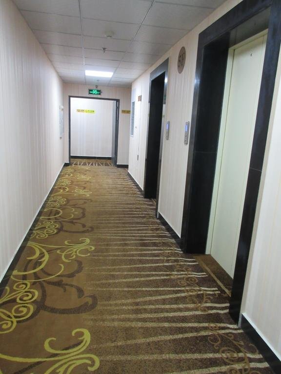 Хуанган: Junhao Business Hotel