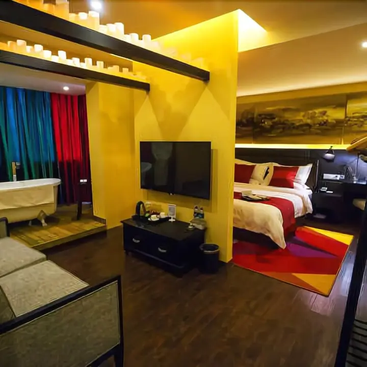 Лоян: Teya Hotel
