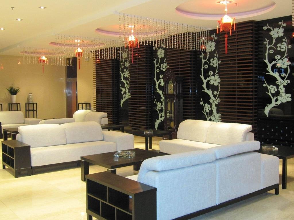Цзяюйгуань: Huili Business Hotel