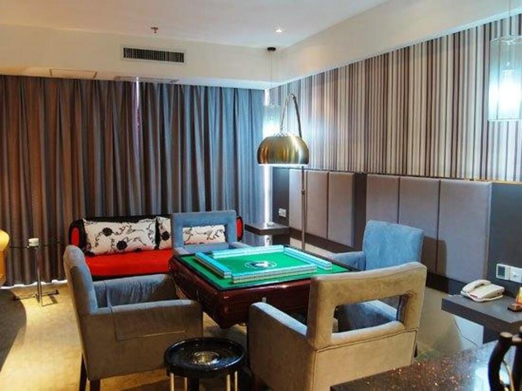 Ухань: Wuhan Zhuo Yue Holiday Hotel