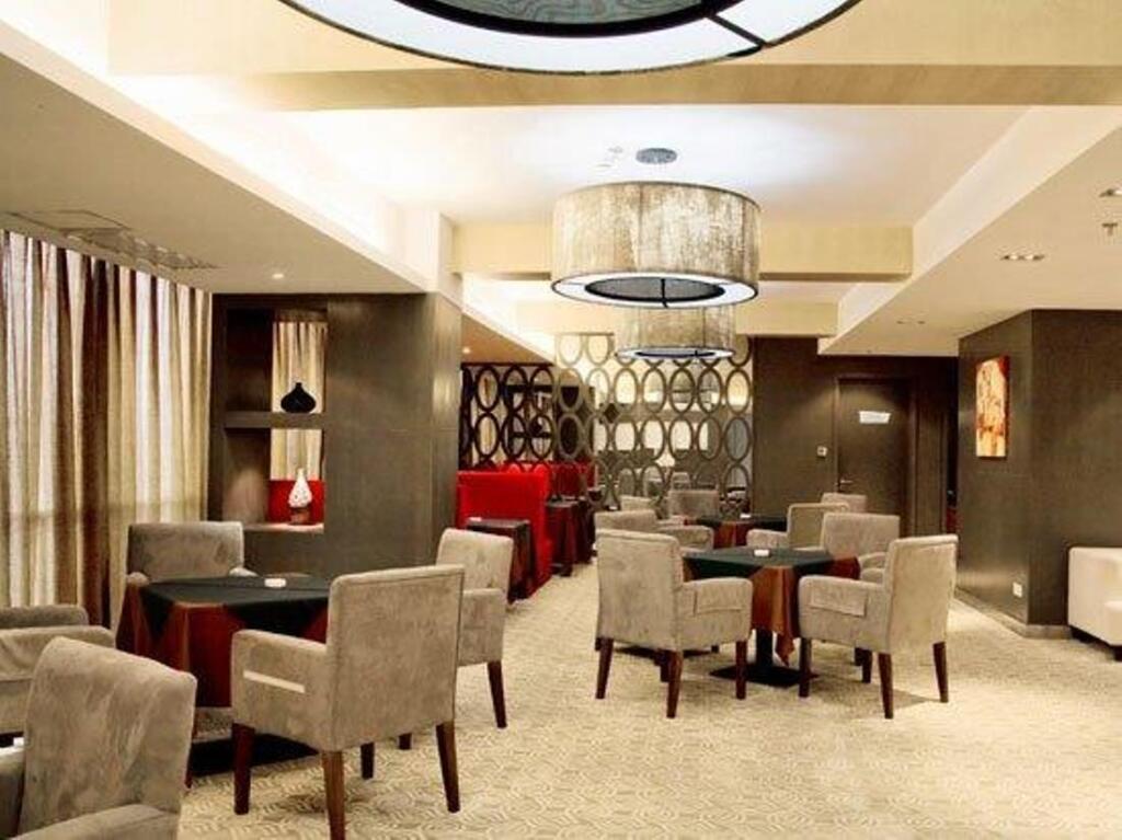 Ухань: Wuhan Zhuo Yue Holiday Hotel