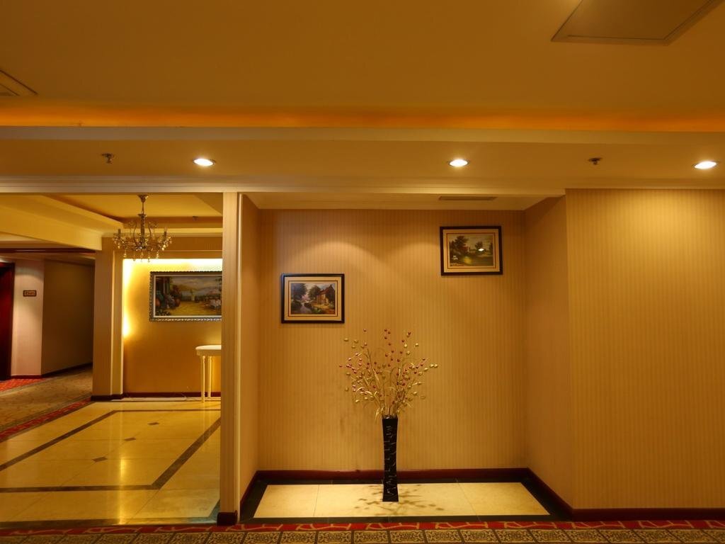 Циньхуандао: Exceptional Garden Hotel Beidaihe