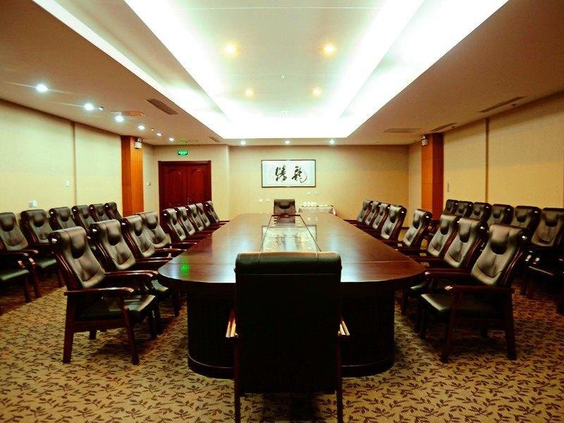 Циньхуандао: Exceptional Garden Hotel Beidaihe