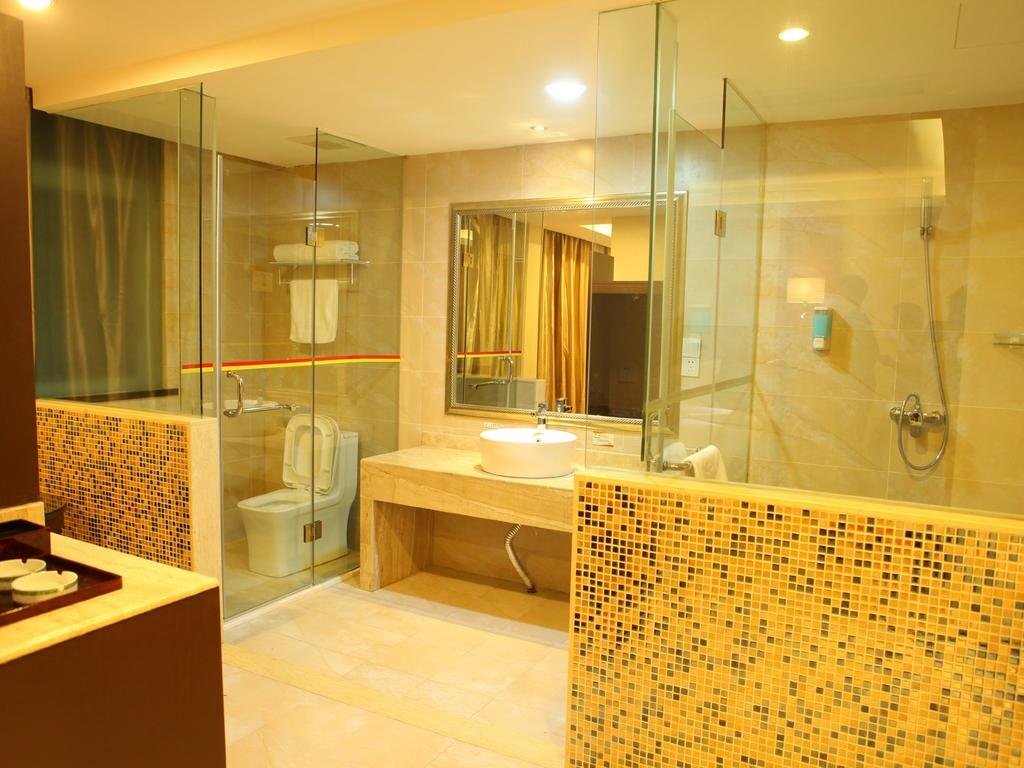 Вэньчжоу: Super 8 Hotel Wenzhou Cangnan Cheng Zhong Lu