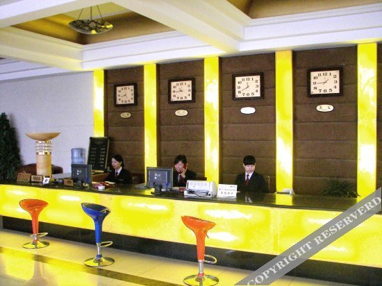 Хуанган: Jindu Hotel