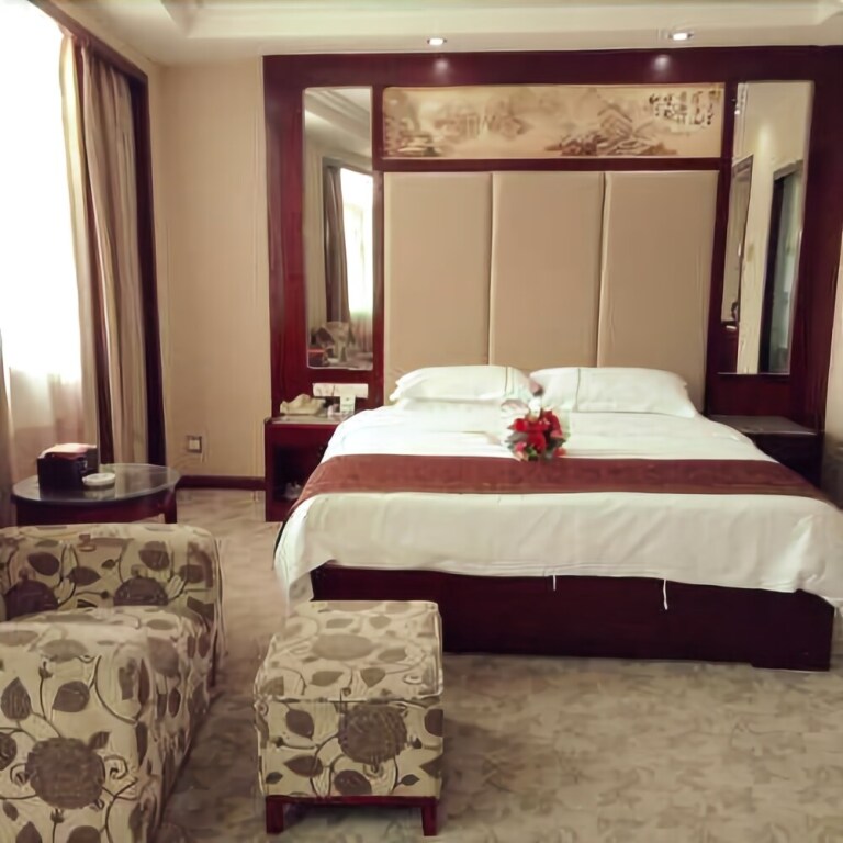 Ичунь: Hua Qi Hotel