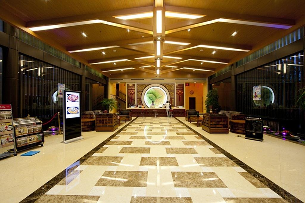 Цзинчжоу: Jingzhou Huangting Holiday Hotel