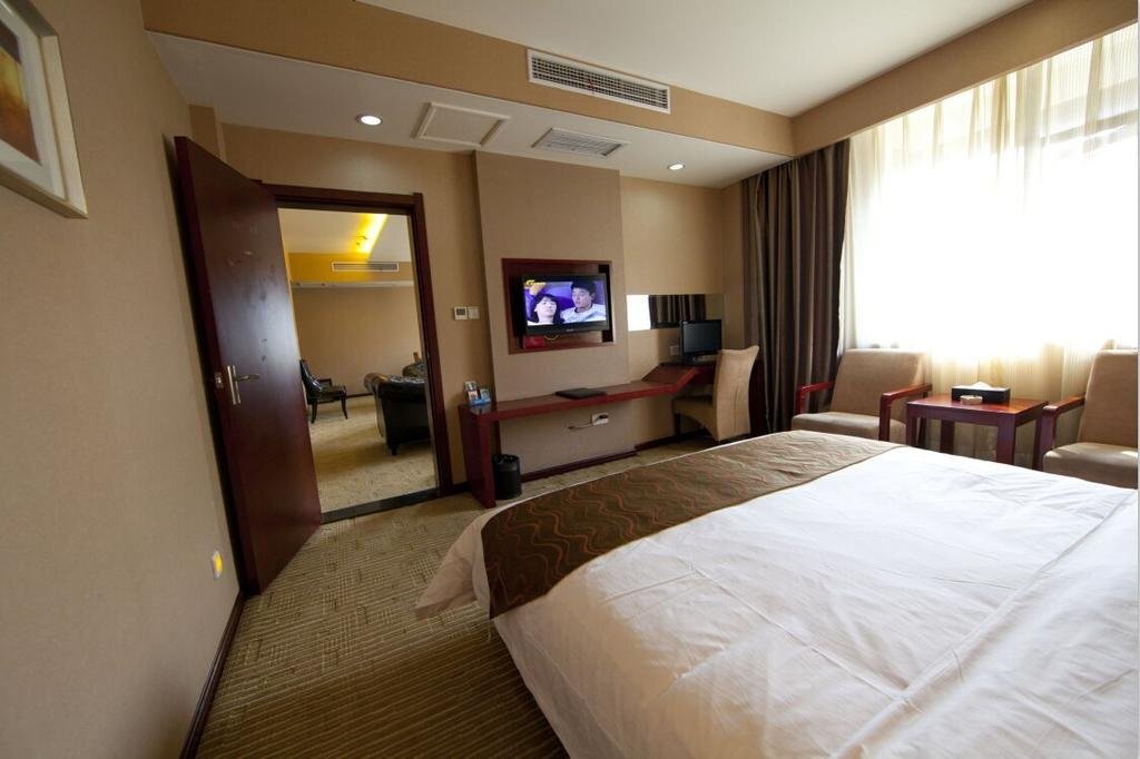 Цзинчжоу: Jingzhou Huangting Holiday Hotel