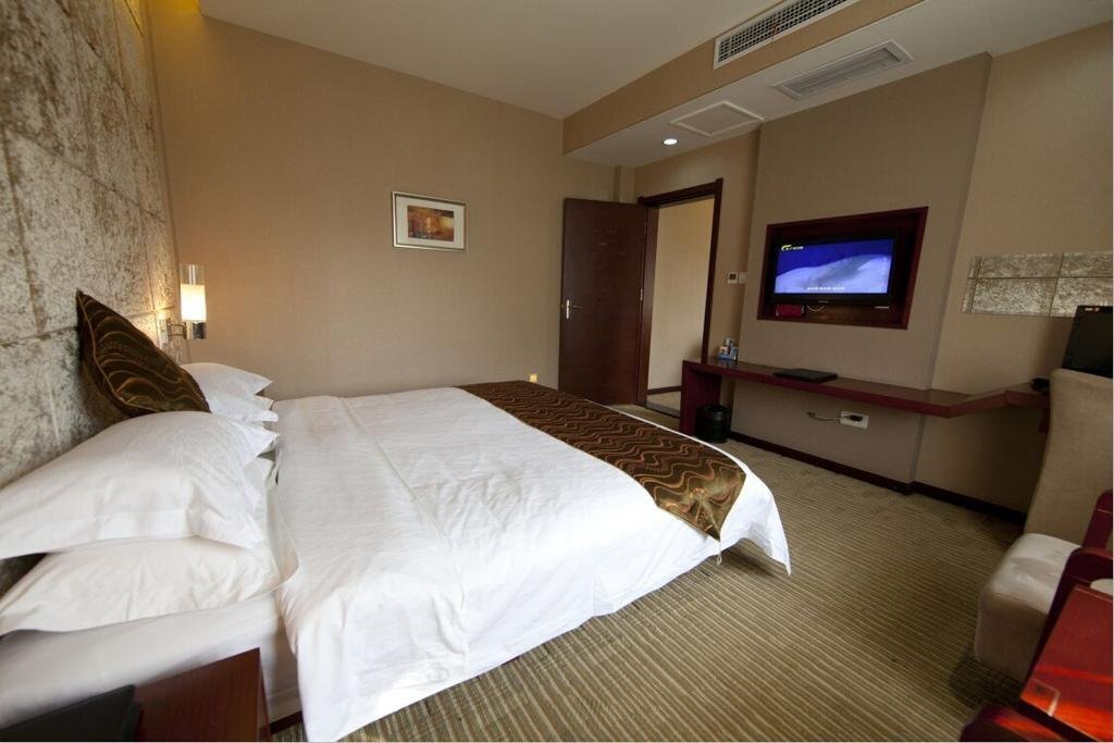Цзинчжоу: Jingzhou Huangting Holiday Hotel