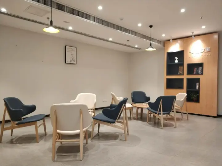 Шэньян: HanTing Hotel (Shenyang Wanlian Subway Station)