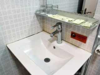 Джин-Чжоу: Missky Hotel Honghu Branch
