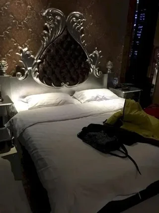 Харбин: Yiju Hotel (Harbin Central Street Subway Station)