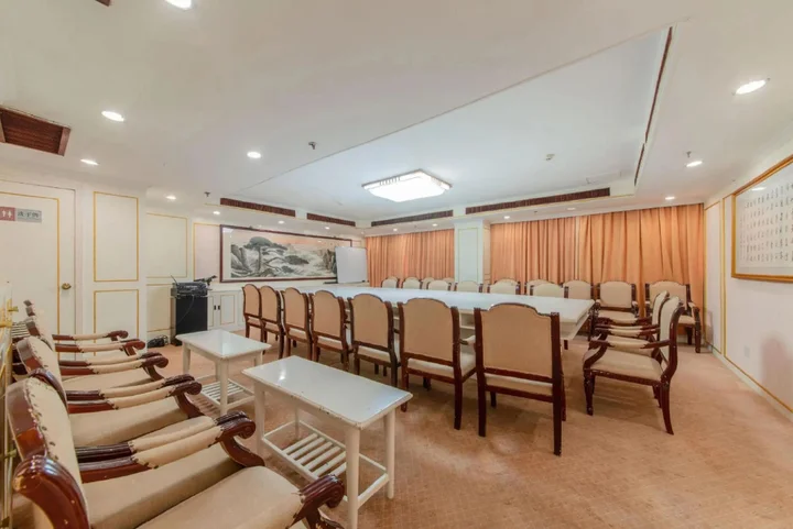 Цзеян: Temeisi Hotel
