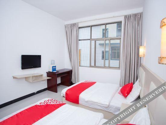 Цюйцзин: Qujing Litai Hotel