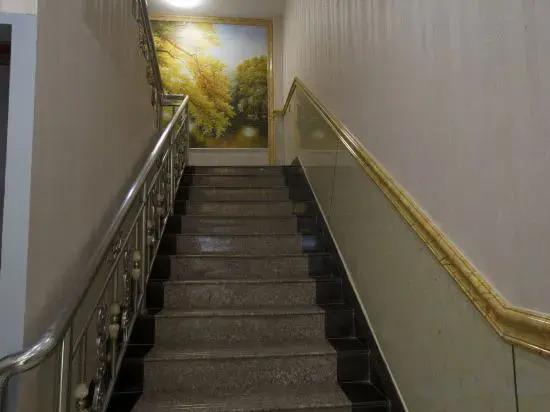 Сяньнин: Jiayu Tianyou Business Hotel