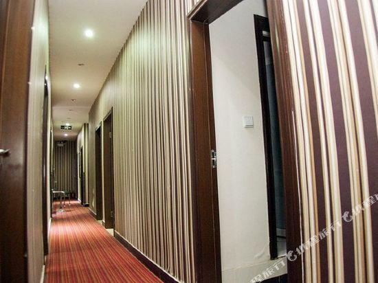 Ичан: Meijia Hotel
