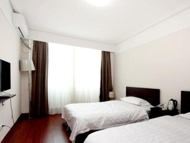 Шэньян: Huafeng Hotel