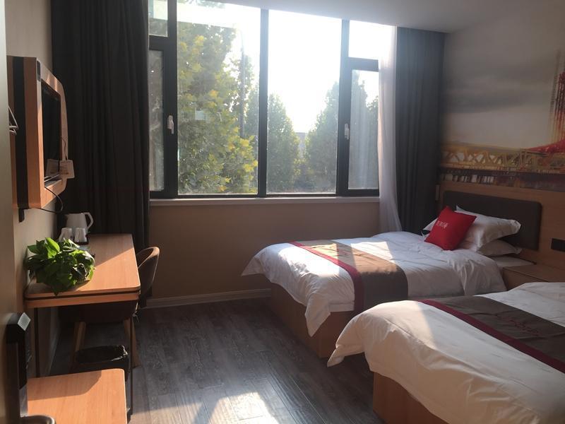 Цзаочжуан: Thank Inn Plus Hotel Shandong Zaozhuang Taierzhuang Ancient City East Gate