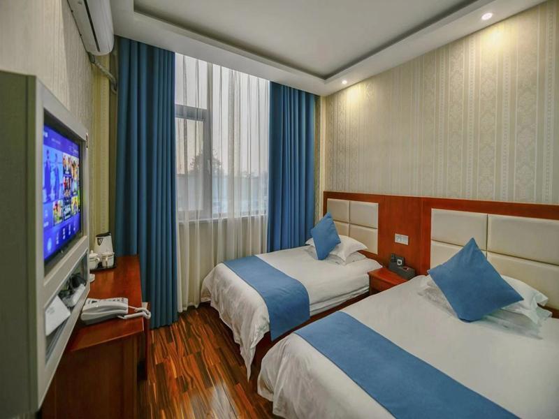 Цзаочжуан: Thank Inn Plus Hotel Shandong Zaozhuang Taierzhuang Ancient City East Gate