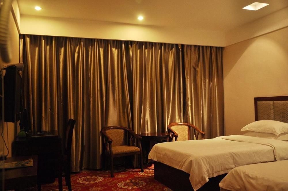 Эньши: Fengzhiwu Hotel Enshi