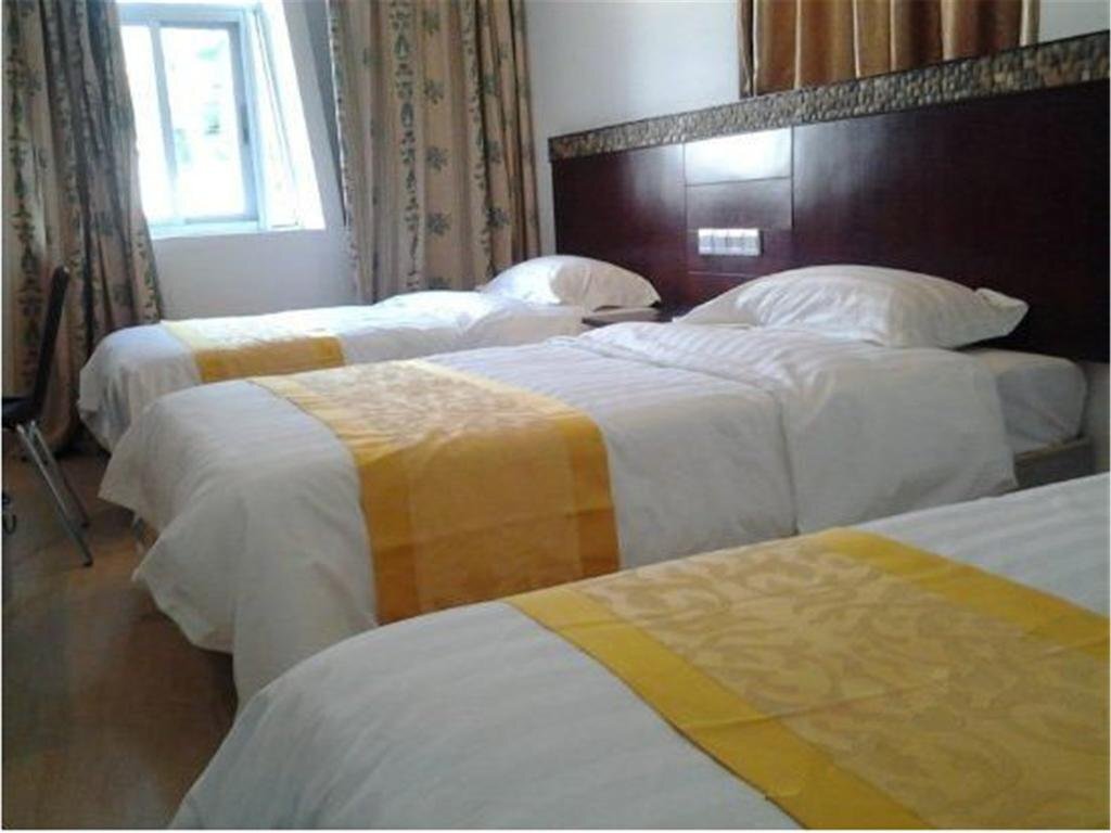 Ваньнин: Wanning Junyue Resort