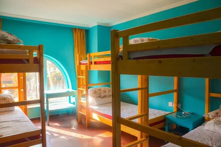 Циндао: Qingdao Xiehou International Youth Hotel
