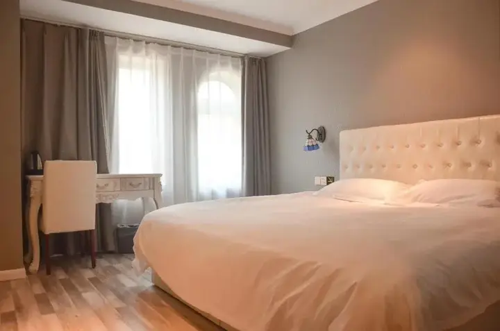 Циндао: Qingdao Xiehou International Youth Hotel