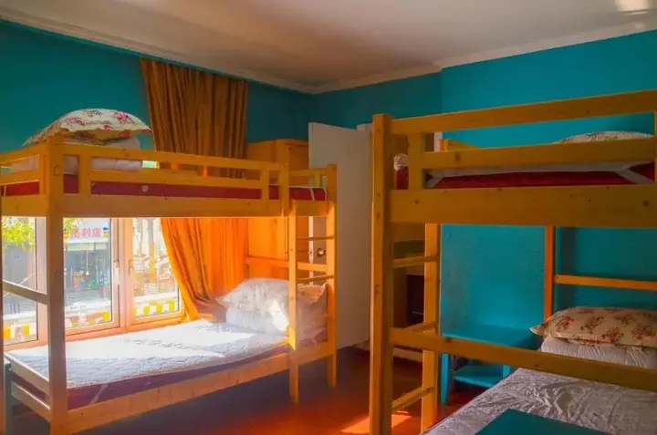 Циндао: Qingdao Xiehou International Youth Hotel