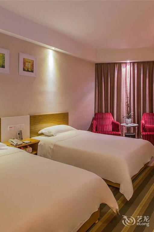 Ичан: Yijin Business Hotel