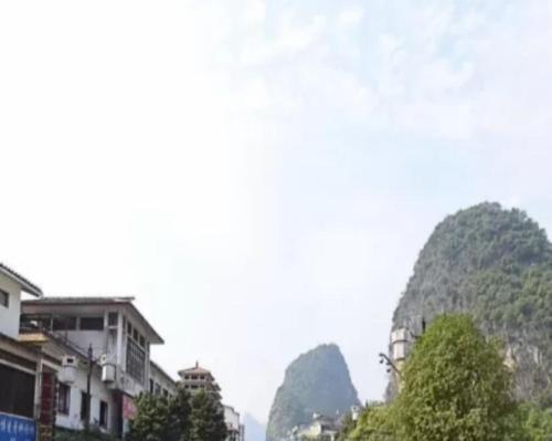 Гуйлинь: Yangshuo Longjing River Hotel