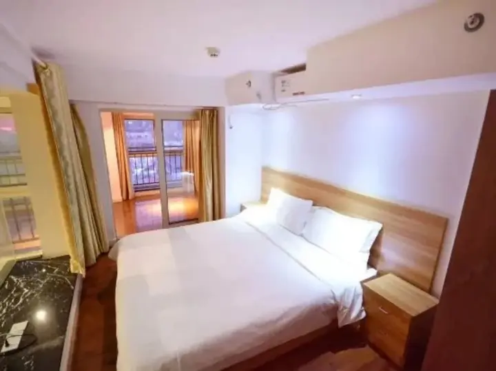 Ухань: Wuhan Guanggutiandi Service Apartment