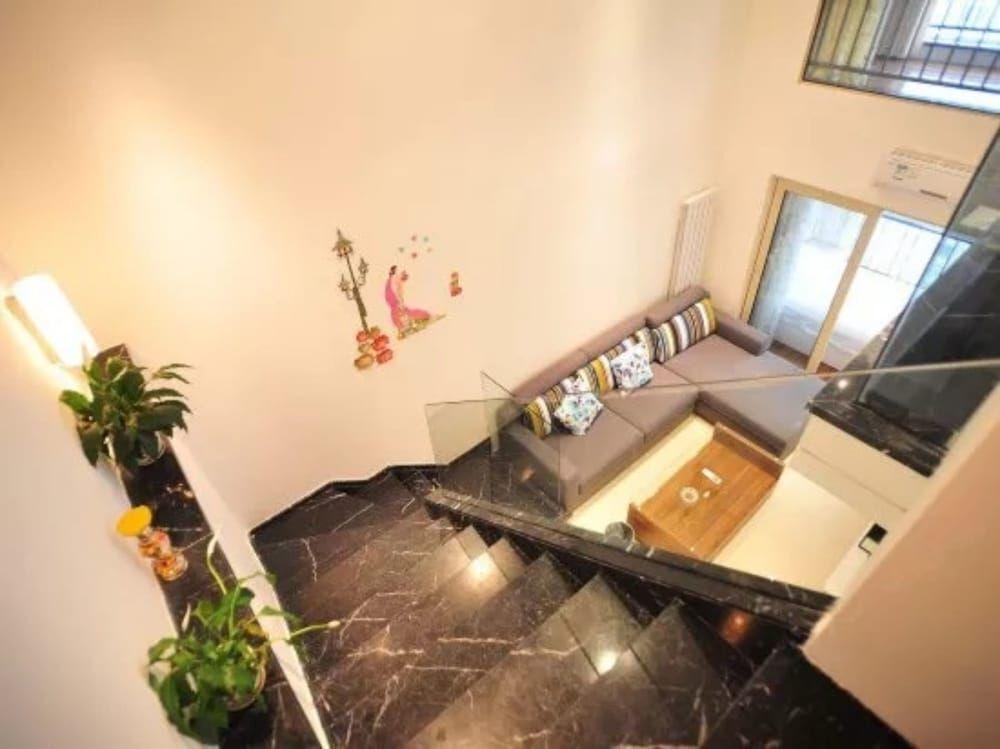 Ухань: Wuhan Guanggutiandi Service Apartment