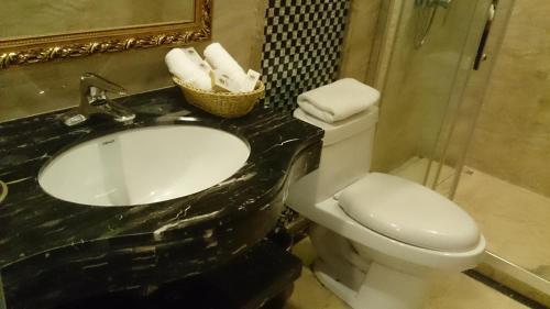 Шаньтоу: Shantou Oujue Hotel
