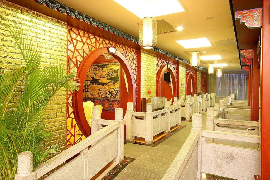 Наньнин: Guijin Hotel