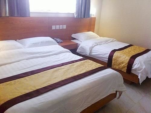 Баодин: Sanmu Fashion Hotel