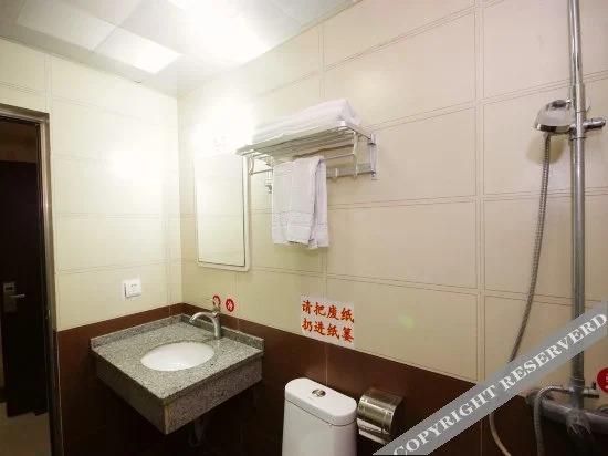 Ибинь: Yuehao Business Hotel