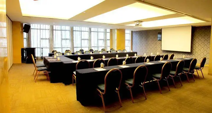 Наньнин: Grand Soluxe International Hotel