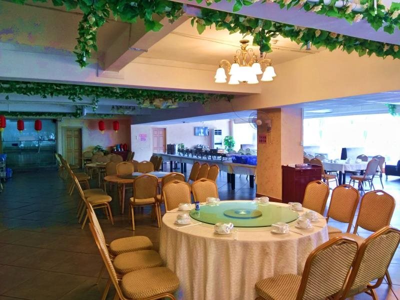 Гуйлинь: Guilin Jin Wan Hotel