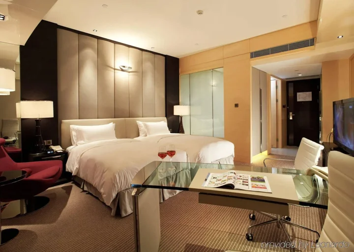 Шанхай: Hilton Shanghai City Center