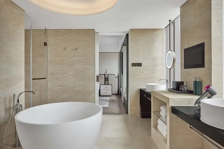 Шанхай: Hilton Shanghai City Center